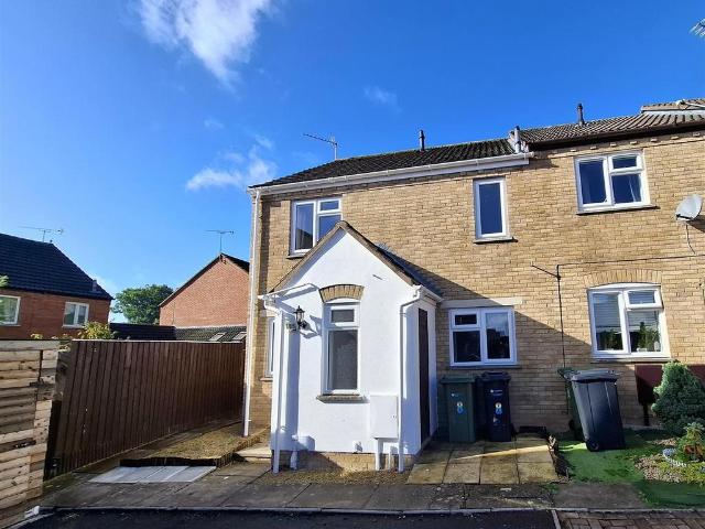 1 bedroom house to rent
