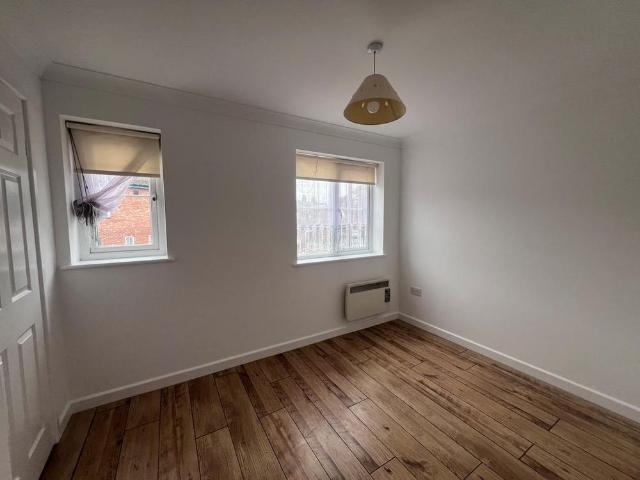 1 bedroom house to rent