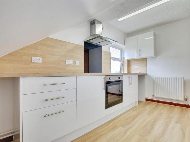 1 bedroom house to rent