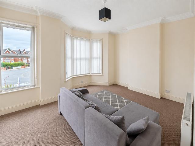 1 bedroom house to rent