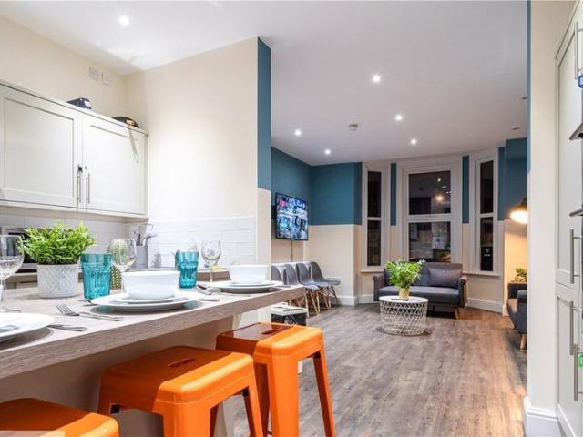 1 bedroom house to rent
