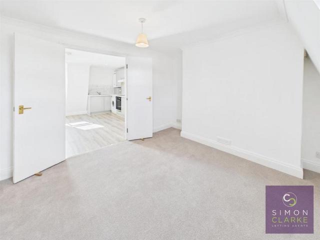 1 bedroom house to rent