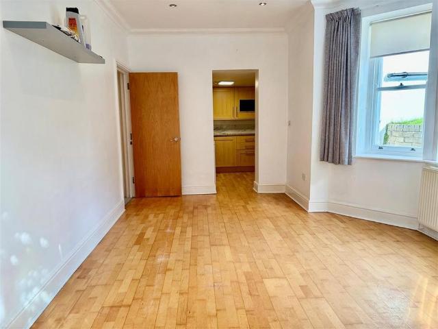 1 bedroom house to rent