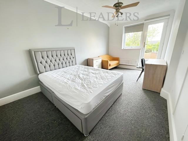 1 bedroom house to rent