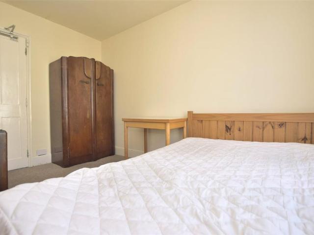 1 bedroom house to rent