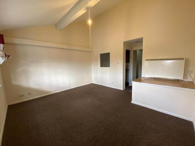 1 bedroom house to rent