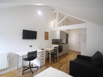 1 bedroom house to rent