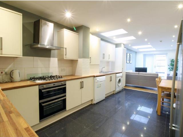 1 bedroom house to rent