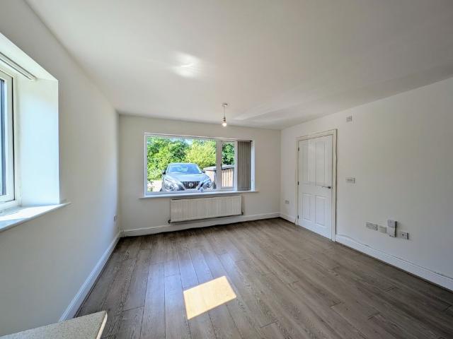 1 bedroom house to rent