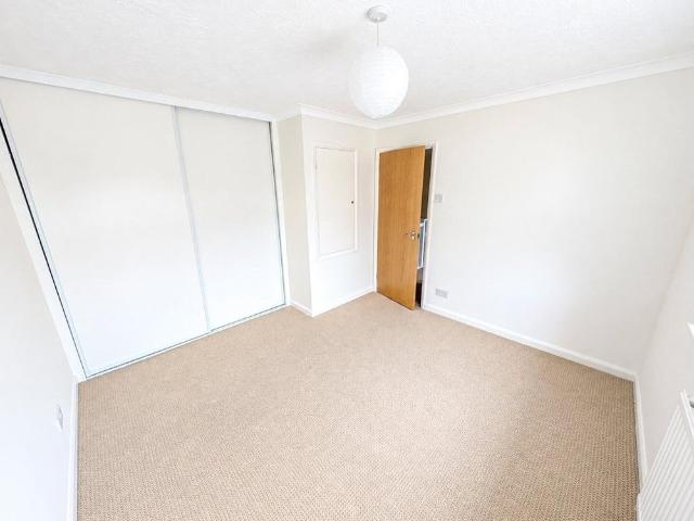 1 bedroom house to rent
