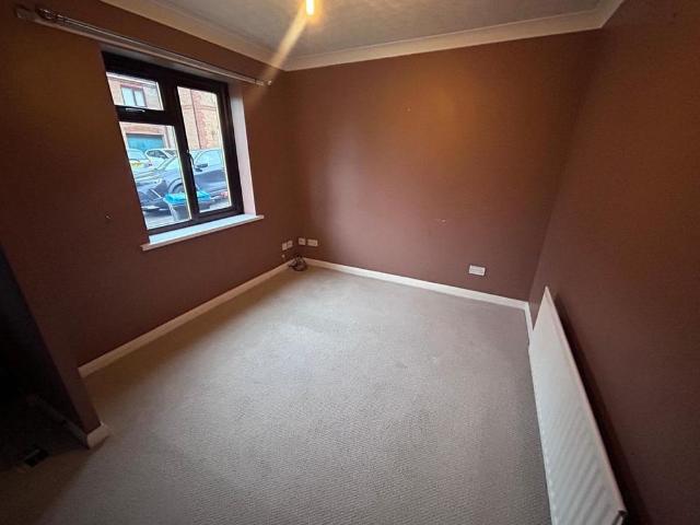 1 bedroom house to rent