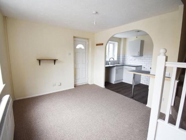 1 bedroom house to rent