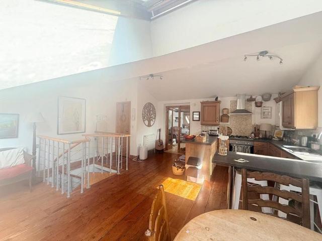 1 bedroom house to rent