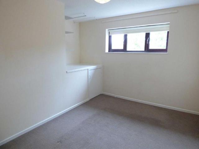1 bedroom house to rent