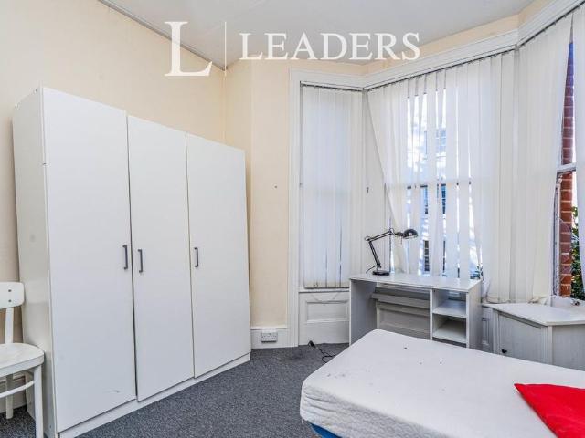 1 bedroom house to rent