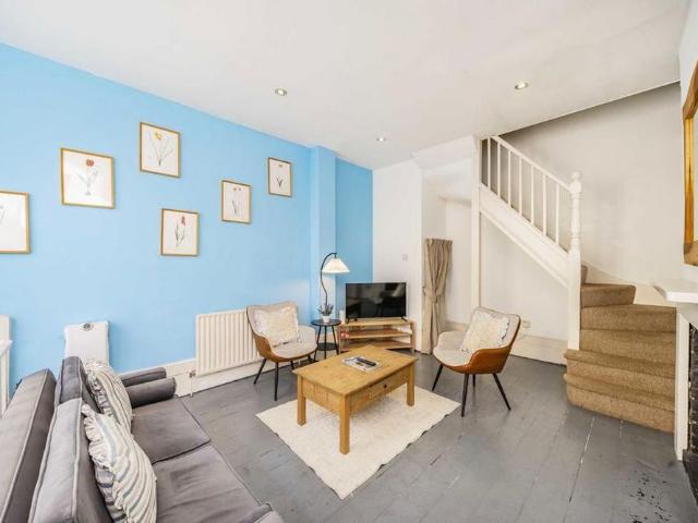 1 bedroom house to rent