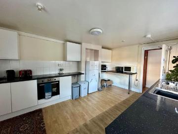 1 bedroom house to rent