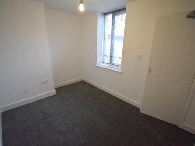 1 bedroom house to rent