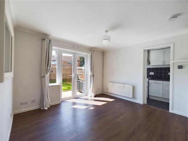 1 bedroom house to rent
