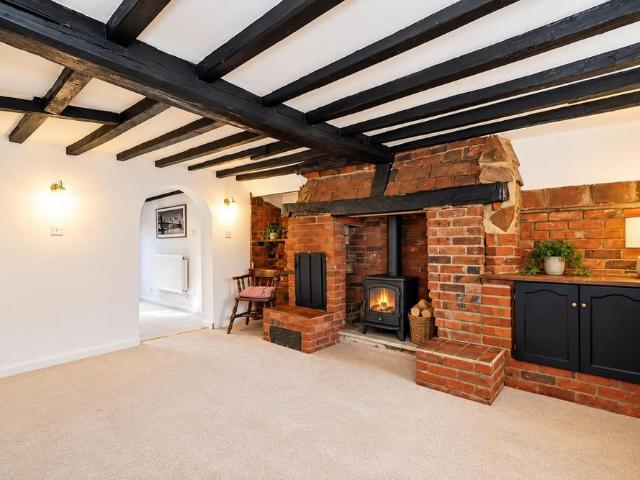 1 bedroom house to rent