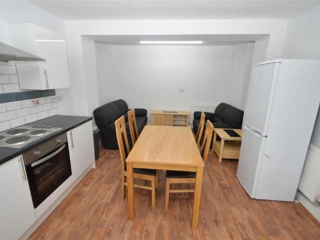 1 bedroom house to rent