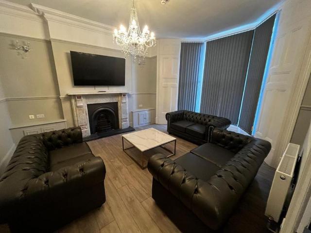 1 bedroom house to rent