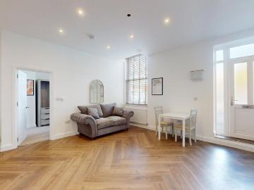1 bedroom house to rent