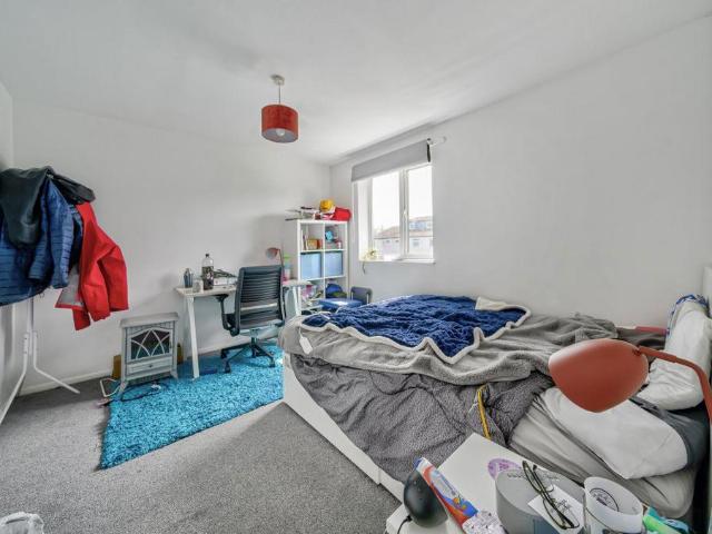 1 bedroom house to rent