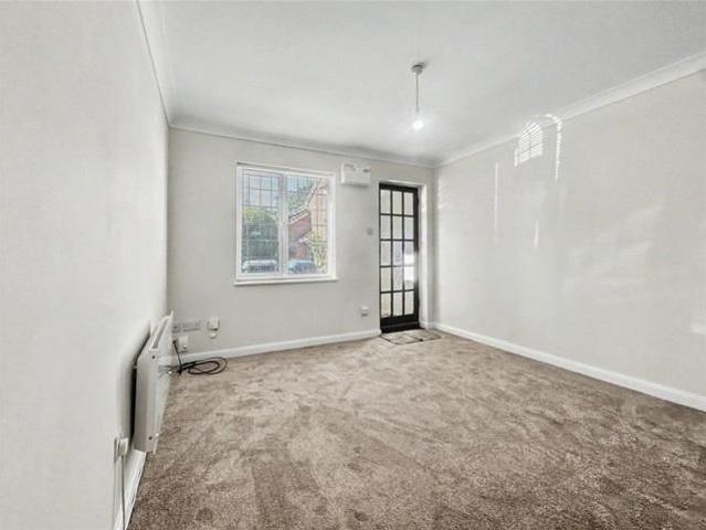 1 bedroom house to rent
