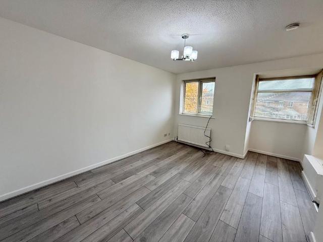 1 bedroom house to rent