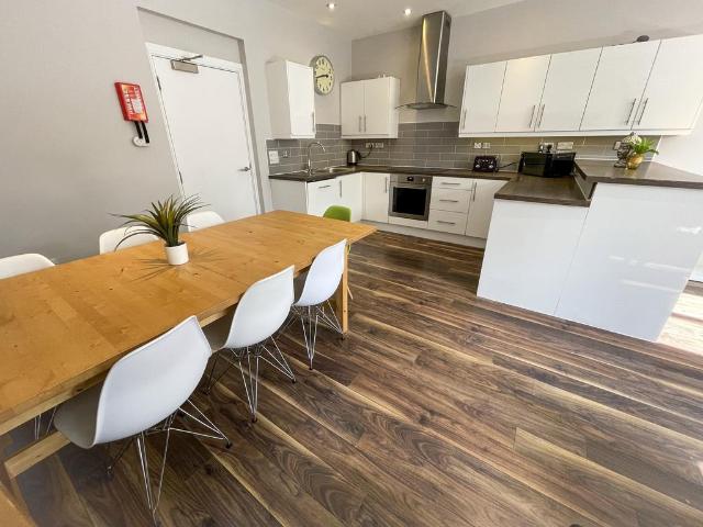 1 bedroom house to rent