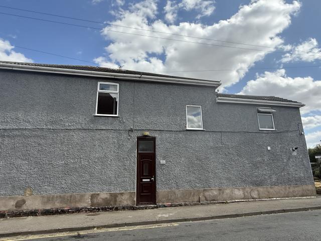 1 bedroom house to rent