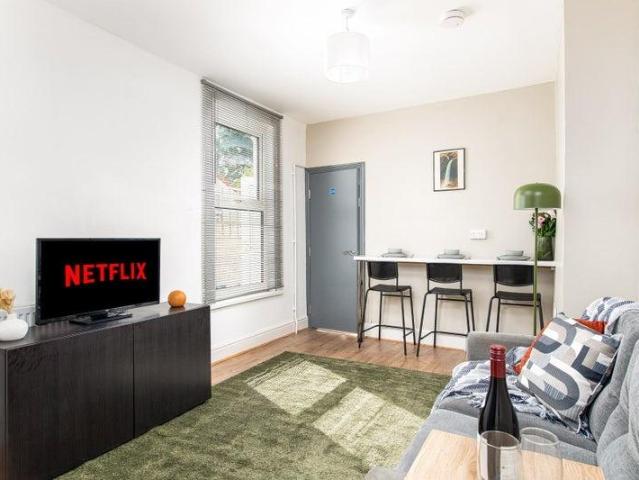 1 bedroom house to rent