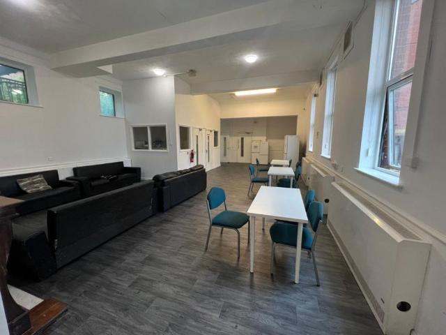 1 bedroom house to rent
