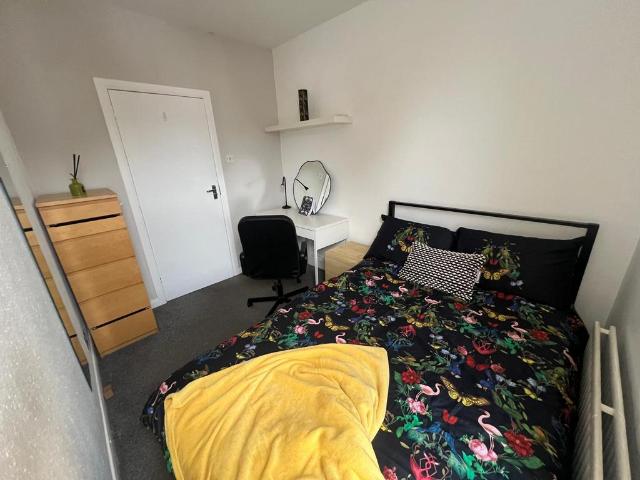 1 bedroom house to rent