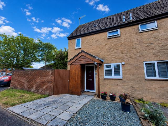 1 bedroom house to rent