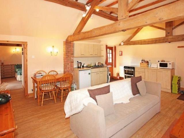 1 bedroom house to rent