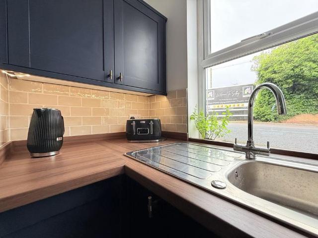 1 bedroom house to rent