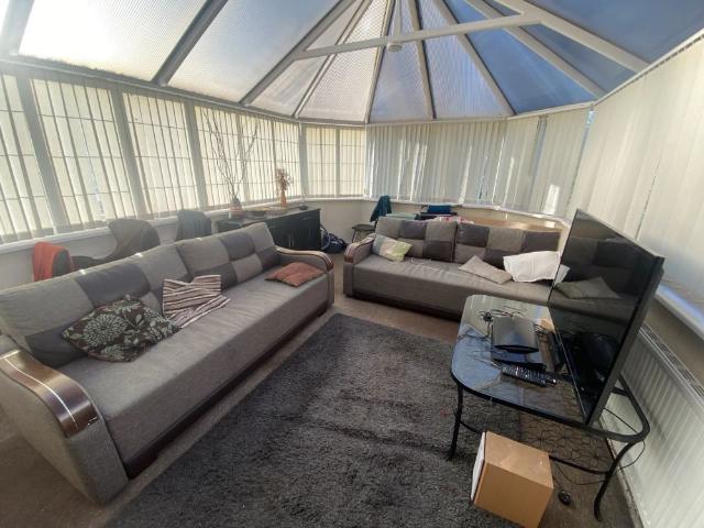 1 bedroom house to rent