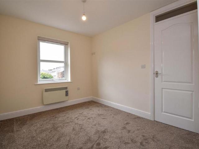 1 bedroom house to rent