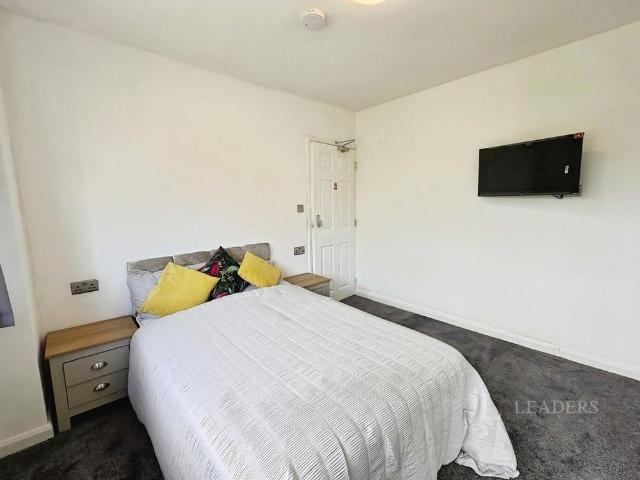 1 bedroom house to rent
