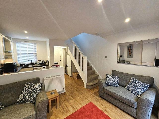 1 bedroom house to rent