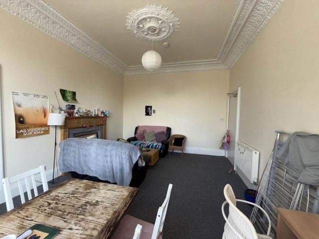 1 bedroom house to rent
