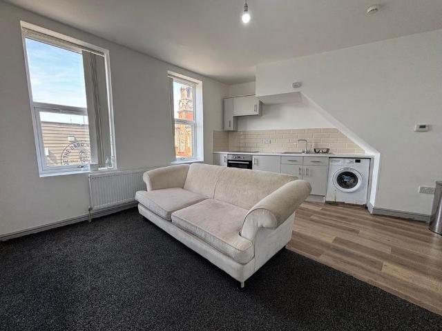 1 bedroom house to rent