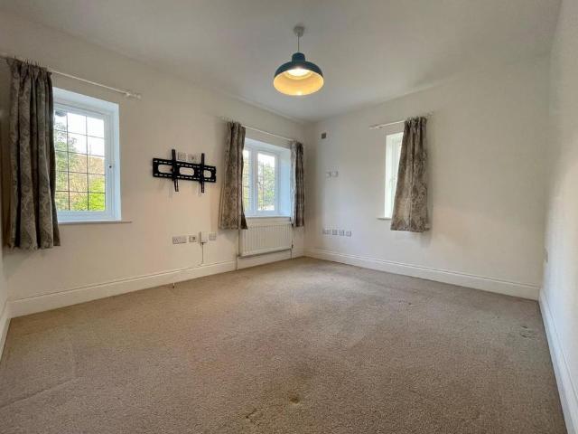 1 bedroom house to rent