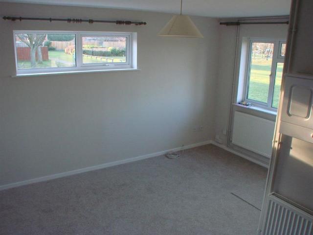 1 bedroom house to rent