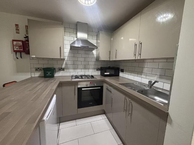 1 bedroom house to rent