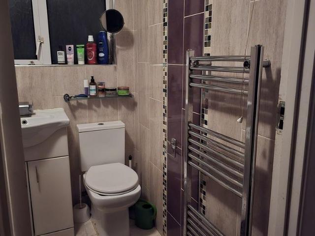 1 bedroom house to rent