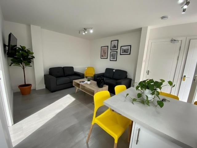 1 bedroom house to rent