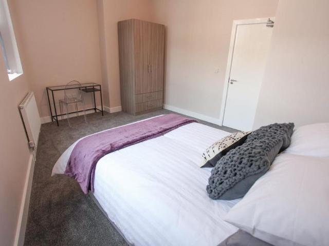1 bedroom house to rent